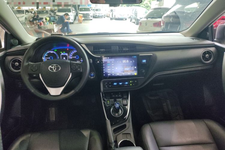 Used Toyota Corolla Hybrid E+ 2019 1.8L E-CVT Leading Edition Interior 2