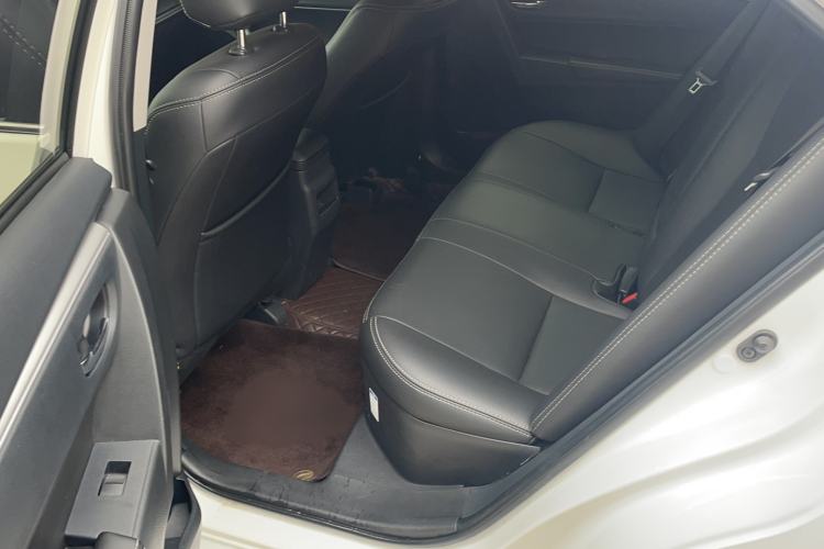 Used Toyota Corolla Hybrid E+ 2019 1.8L E-CVT Leading Edition Interior 3