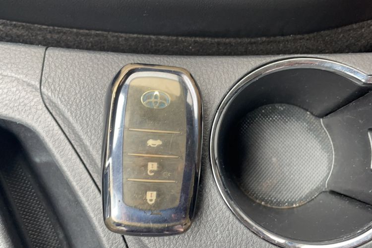 Used Toyota Corolla Hybrid E+ 2019 1.8L E-CVT Leading Edition Interior 4