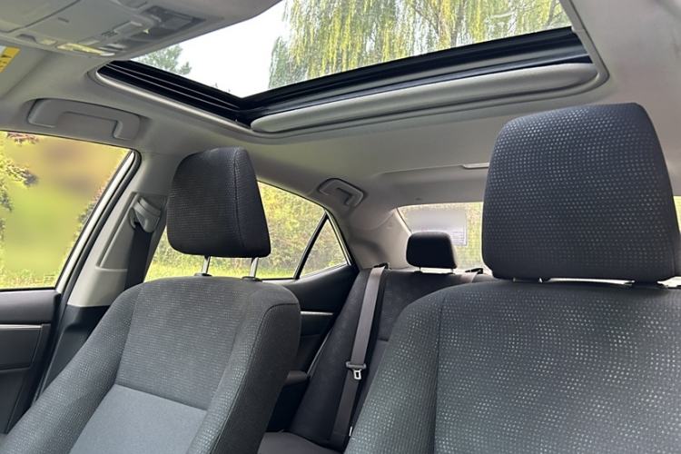 Used Toyota Corolla Hybrid E+ 2019 1.8L E-CVT Leading Edition Interior 7