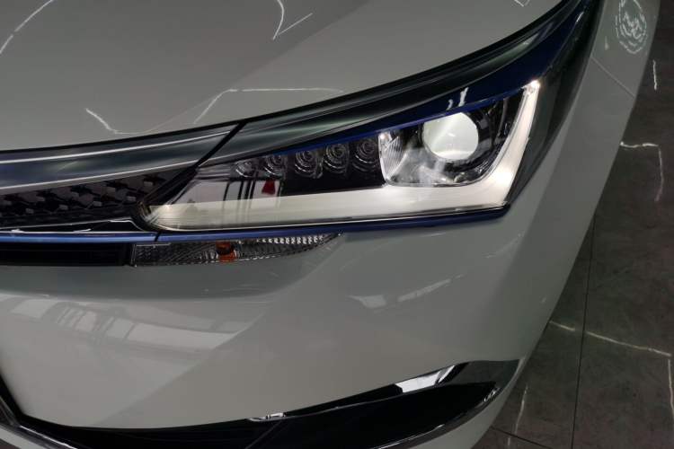 Used Toyota Corolla Hybrid E+ 2019 1.8L E-CVT Luxury Edition Left Front Headlight