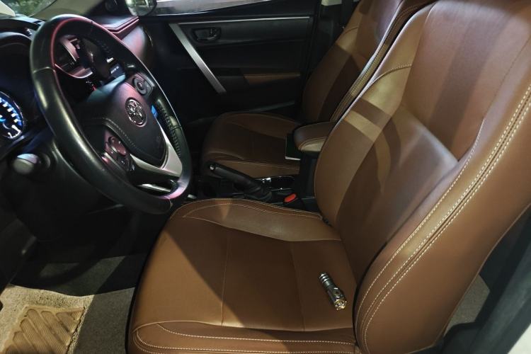 Used Toyota Corolla Hybrid E+ 2019 1.8L E-CVT Luxury Edition Left Front Seat