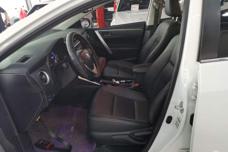 Used Toyota Corolla Hybrid E+ 2019 1.8L E-CVT Luxury Edition Left Front Seat