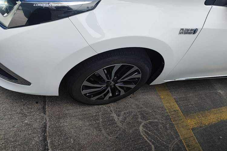 Used Toyota Corolla Hybrid E+ 2019 1.8L E-CVT Luxury Edition Left Front Wheel Hub