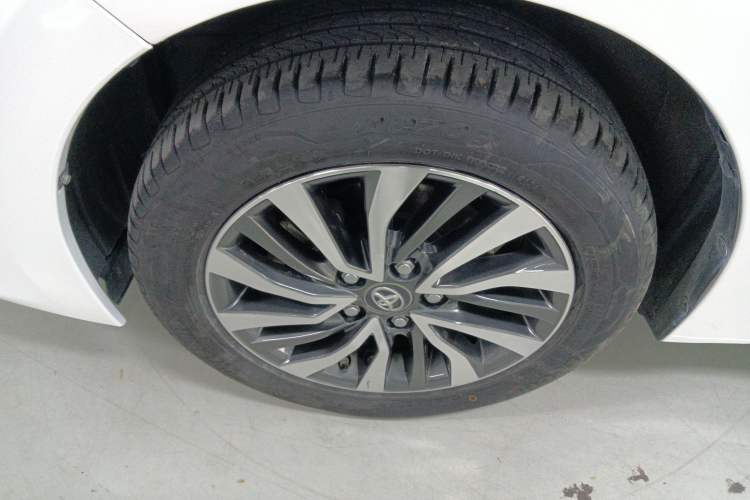 Used Toyota Corolla Hybrid E+ 2019 1.8L E-CVT Luxury Edition Left Front Wheel Hub