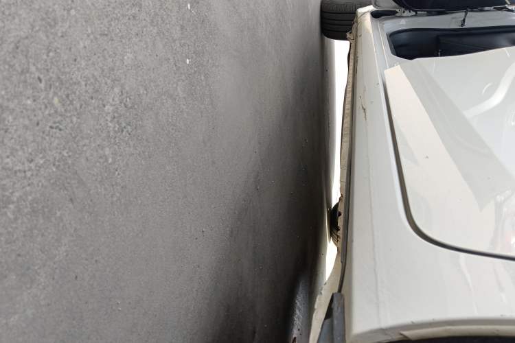 Used Toyota Corolla Hybrid E+ 2019 1.8L E-CVT Leading Edition Left Side Sill