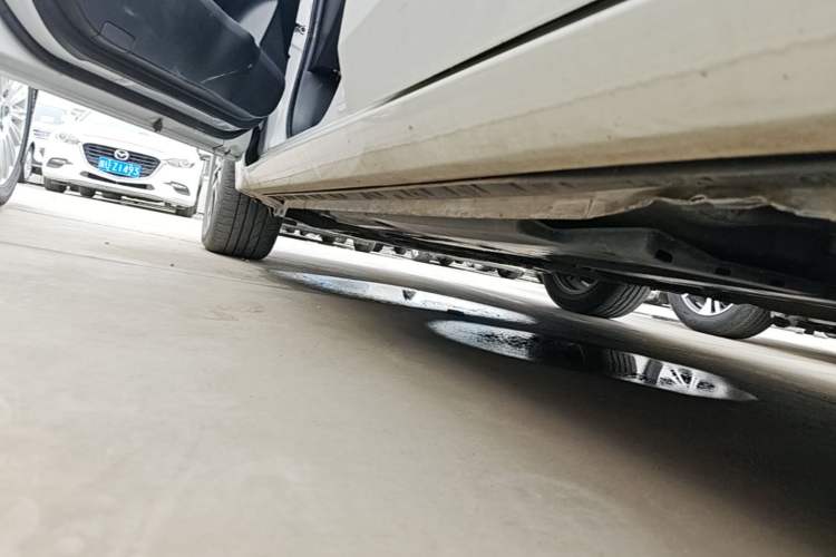 Used Toyota Corolla Hybrid E+ 2019 1.8L E-CVT Leading Edition Left Side Sill