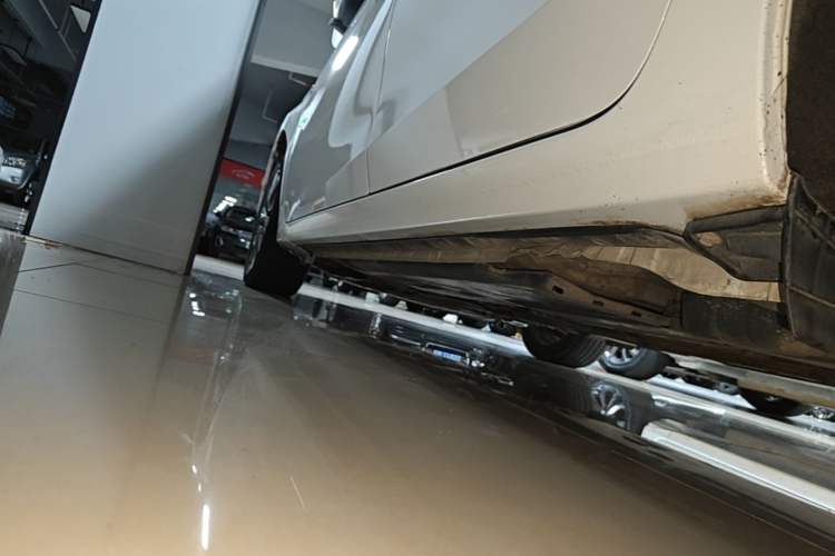 Used Toyota Corolla Hybrid E+ 2019 1.8L E-CVT Leading Edition Left Side Sill