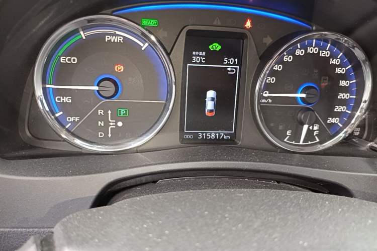 Used Toyota Corolla Hybrid E+ 2019 1.8L E-CVT Leading Edition Odometer Close Up