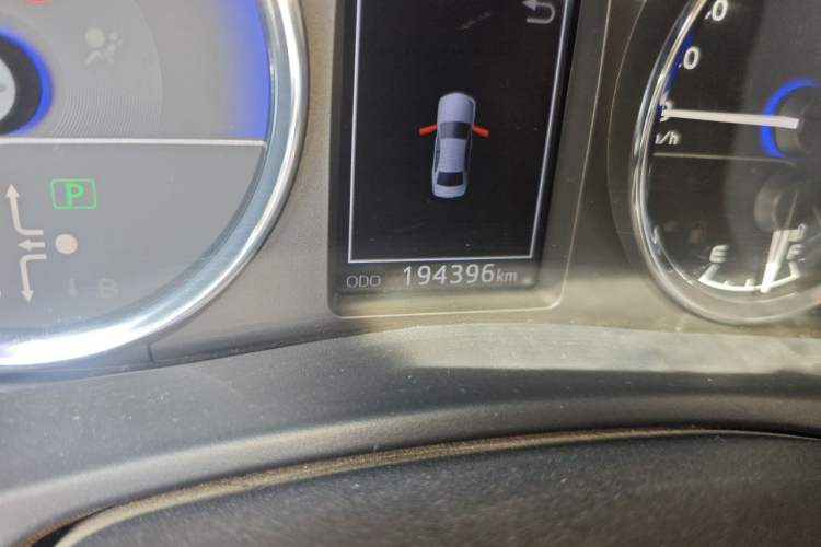 Used Toyota Corolla Hybrid E+ 2019 1.8L E-CVT Leading Edition Odometer Close Up