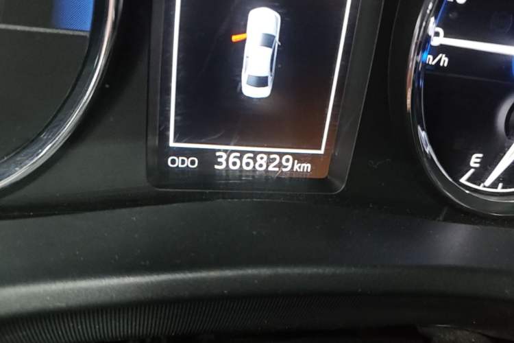 Used Toyota Corolla Hybrid E+ 2019 1.8L E-CVT Luxury Edition Odometer Close Up
