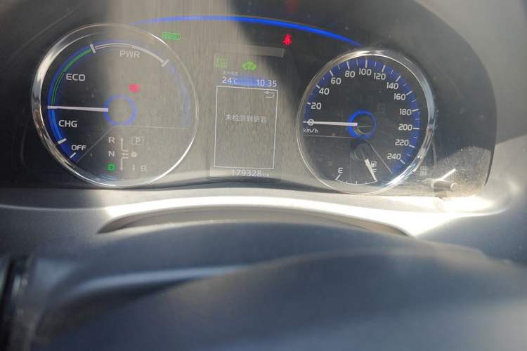 Used Toyota Corolla Hybrid E+ 2019 1.8L E-CVT Leading Edition Odometer Close Up