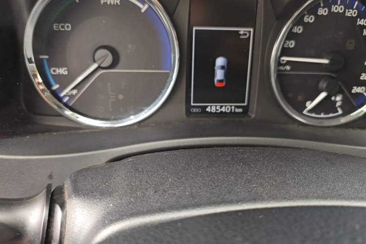 Used Toyota Corolla Hybrid E+ 2019 1.8L E-CVT Pioneer Edition Odometer Close Up