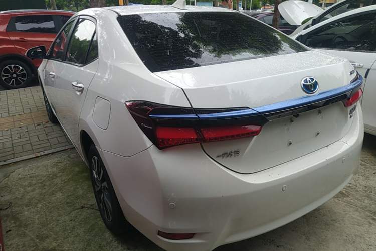 Used Toyota Corolla Hybrid E+ 2019 1.8L E-CVT Leading Edition Rear Left 45 Deg