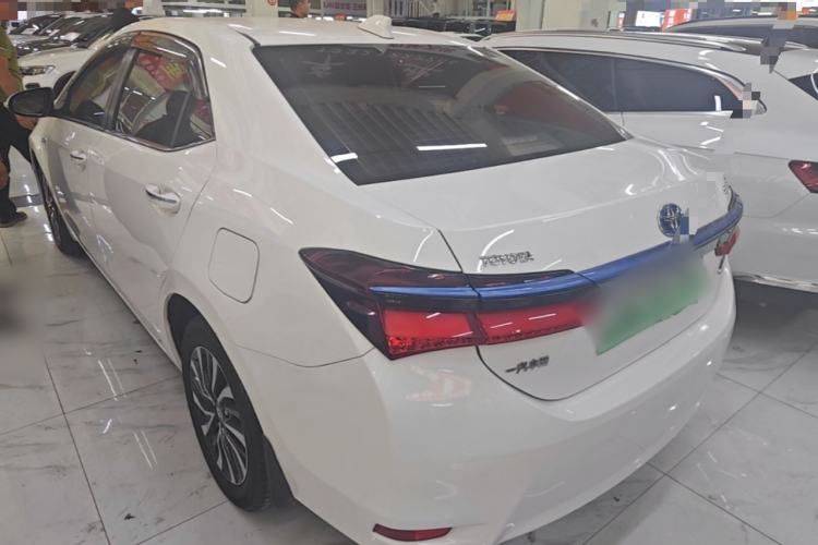 Used Toyota Corolla Hybrid E+ 2019 1.8L E-CVT Leading Edition Rear Left 45 Deg