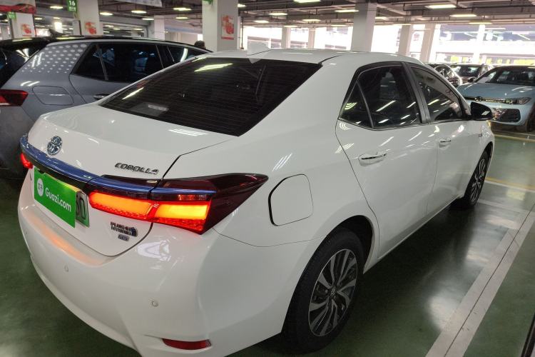 Used Toyota Corolla Hybrid E+ 2019 1.8L E-CVT Leading Edition Rear Right 45 Deg