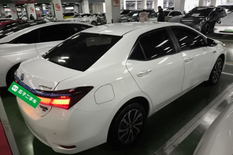 Used Toyota Corolla Hybrid E+ 2019 1.8L E-CVT Leading Edition Rear Right 45 Deg