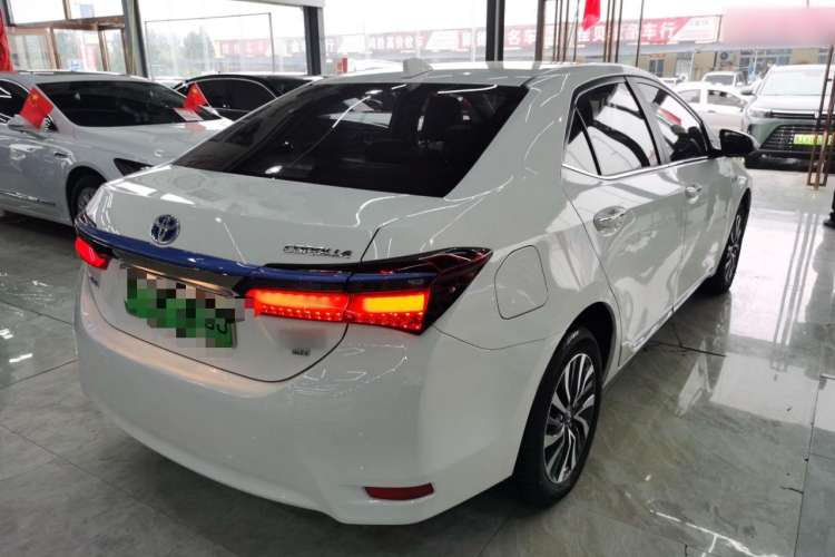 Used Toyota Corolla Hybrid E+ 2019 1.8L E-CVT Luxury Edition Rear Right 45 Deg