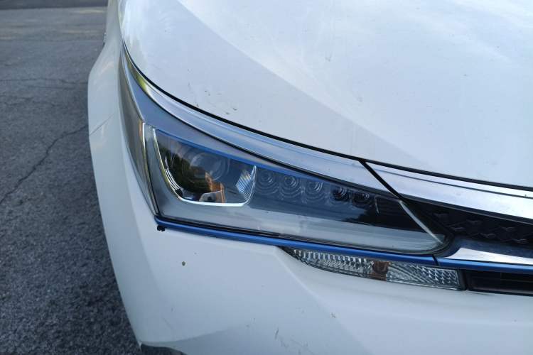 Used Toyota Corolla Hybrid E+ 2019 1.8L E-CVT Leading Edition Right Front Headlight