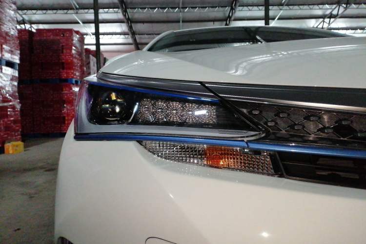 Used Toyota Corolla Hybrid E+ 2019 1.8L E-CVT Leading Edition Right Front Headlight