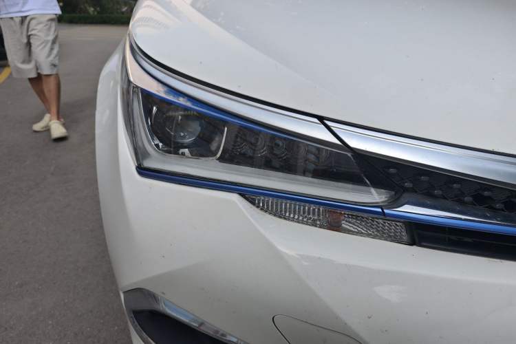 Used Toyota Corolla Hybrid E+ 2019 1.8L E-CVT Leading Edition Right Front Headlight