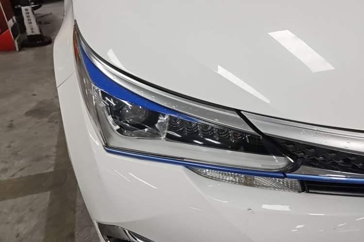 Used Toyota Corolla Hybrid E+ 2019 1.8L E-CVT Luxury Edition Right Front Headlight