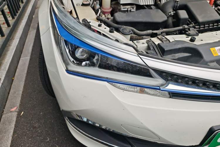 Used Toyota Corolla Hybrid E+ 2019 1.8L E-CVT Leading Edition Right Front Headlight