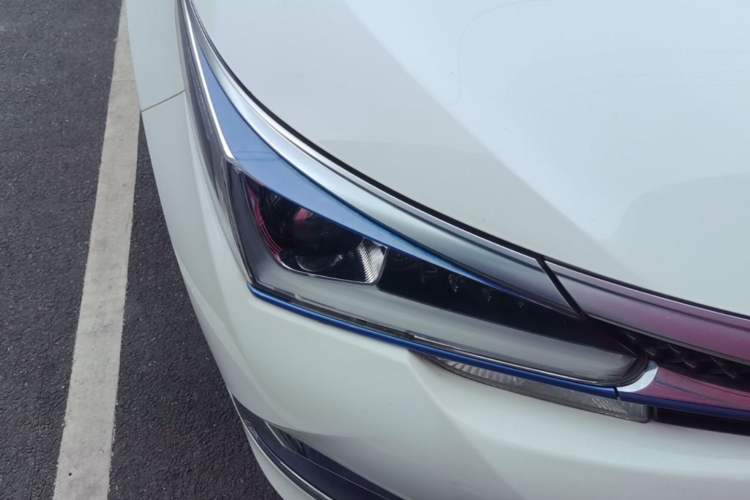 Used Toyota Corolla Hybrid E+ 2019 1.8L E-CVT Leading Edition Right Front Headlight