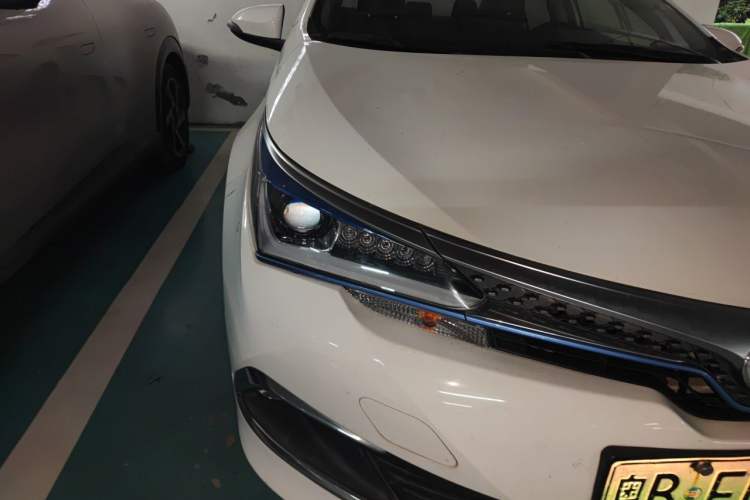 Used Toyota Corolla Hybrid E+ 2019 1.8L E-CVT Leading Edition Right Front Headlight