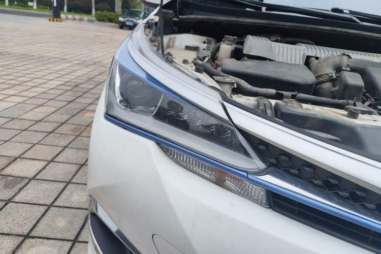 Used Toyota Corolla Hybrid E+ 2019 1.8L E-CVT Leading Edition Right Front Headlight