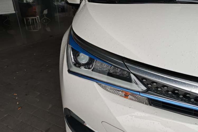 Used Toyota Corolla Hybrid E+ 2019 1.8L E-CVT Leading Edition Right Front Headlight