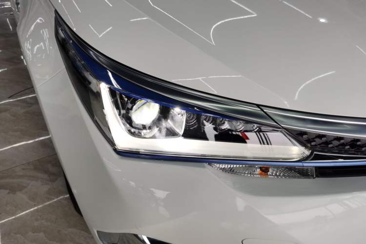 Used Toyota Corolla Hybrid E+ 2019 1.8L E-CVT Luxury Edition Right Front Headlight