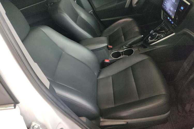 Used Toyota Corolla Hybrid E+ 2019 1.8L E-CVT Leading Edition Right Front Seat