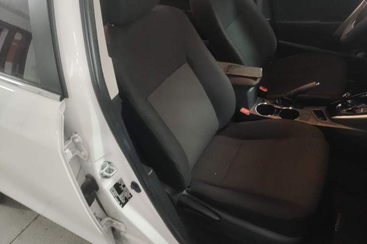 Used Toyota Corolla Hybrid E+ 2019 1.8L E-CVT Leading Edition Right Front Seat