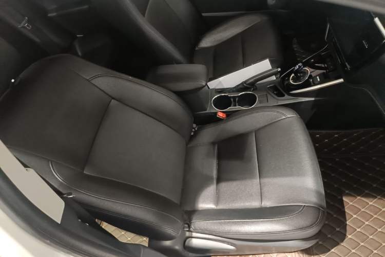 Used Toyota Corolla Hybrid E+ 2019 1.8L E-CVT Leading Edition Right Front Seat