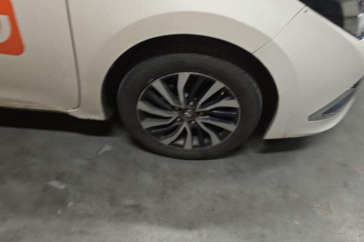 Used Toyota Corolla Hybrid E+ 2019 1.8L E-CVT Leading Edition Right Front Wheel Hub