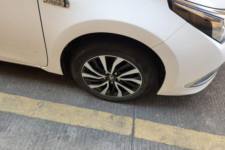 Used Toyota Corolla Hybrid E+ 2019 1.8L E-CVT Leading Edition Right Front Wheel Hub