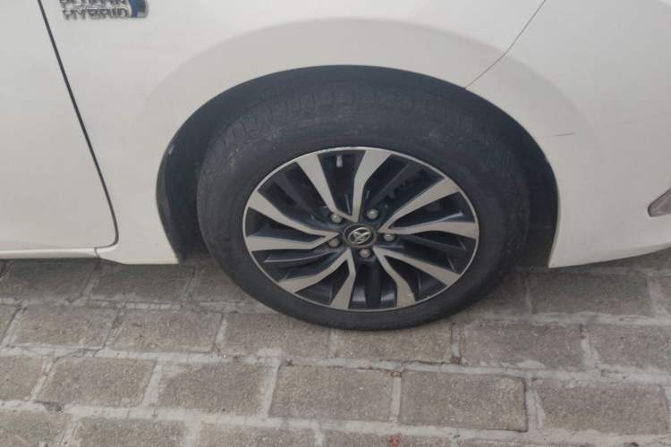 Used Toyota Corolla Hybrid E+ 2019 1.8L E-CVT Leading Edition Right Front Wheel Hub