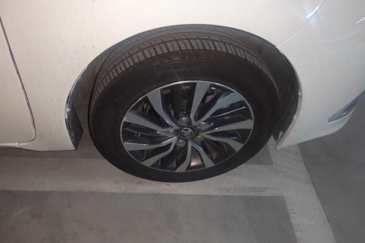 Used Toyota Corolla Hybrid E+ 2019 1.8L E-CVT Leading Edition Right Front Wheel Hub