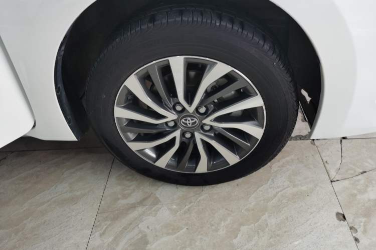 Used Toyota Corolla Hybrid E+ 2019 1.8L E-CVT Luxury Edition Right Front Wheel Hub