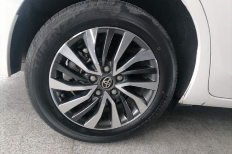 Used Toyota Corolla Hybrid E+ 2019 1.8L E-CVT Leading Edition Right Rear Wheel Hub