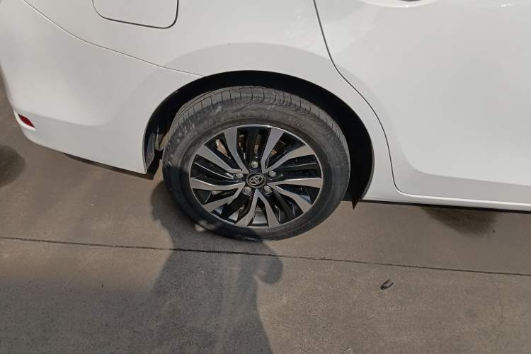 Used Toyota Corolla Hybrid E+ 2019 1.8L E-CVT Leading Edition Right Rear Wheel Hub
