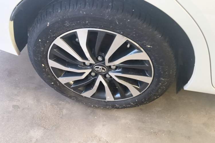 Used Toyota Corolla Hybrid E+ 2019 1.8L E-CVT Leading Edition Right Rear Wheel Hub
