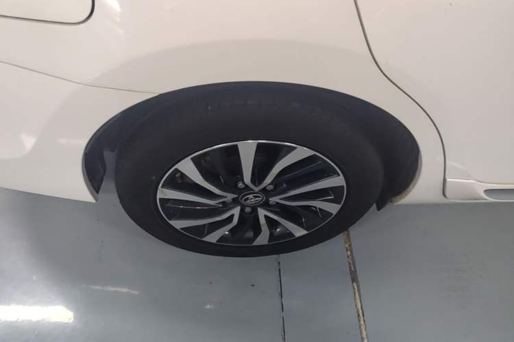 Used Toyota Corolla Hybrid E+ 2019 1.8L E-CVT Luxury Edition Right Rear Wheel Hub