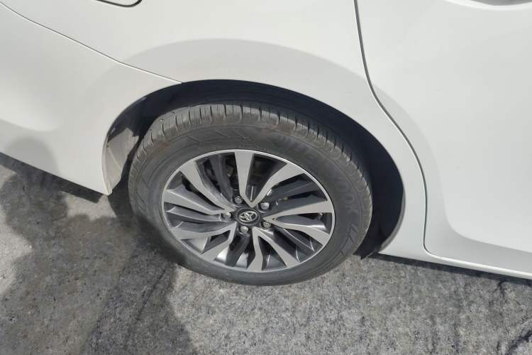 Used Toyota Corolla Hybrid E+ 2019 1.8L E-CVT Leading Edition Right Rear Wheel Hub