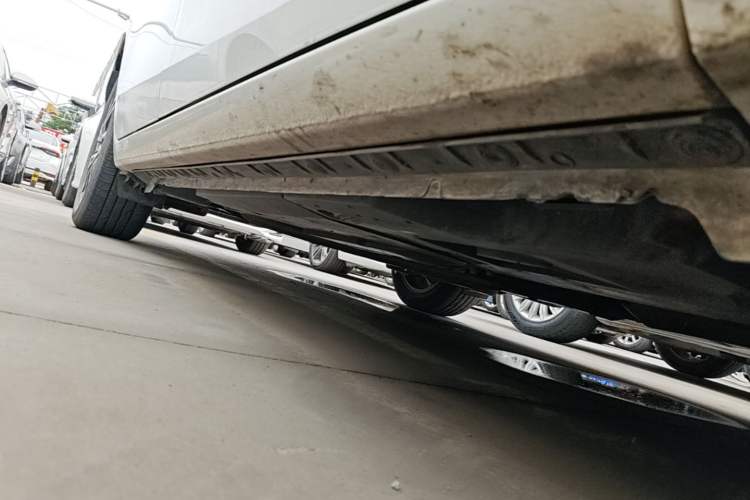 Used Toyota Corolla Hybrid E+ 2019 1.8L E-CVT Leading Edition Right Side Sill