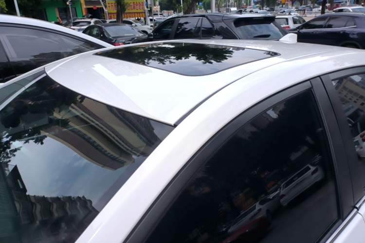Used Toyota Corolla Hybrid E+ 2019 1.8L E-CVT Leading Edition Roof