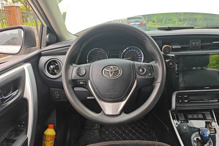 Used Toyota Corolla Hybrid E+ 2019 1.8L E-CVT Pioneer Edition Steering Wheel