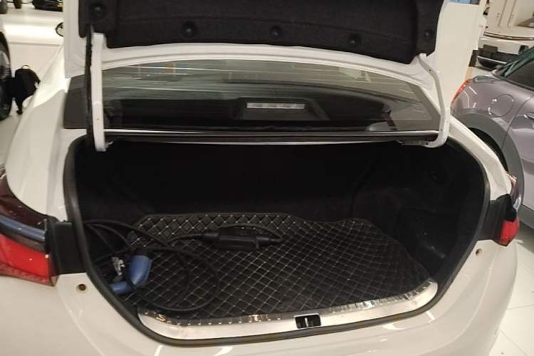Used Toyota Corolla Hybrid E+ 2019 1.8L E-CVT Leading Edition Trunk