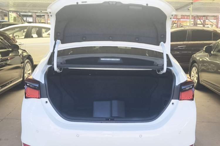 Used Toyota Corolla Hybrid E+ 2019 1.8L E-CVT Leading Edition Trunk